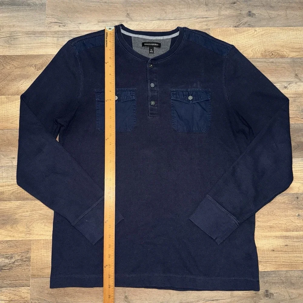 Banana Republic Henley Shirt Mens XL Blue Long Sleeve Waffle Knit Cotton Blend